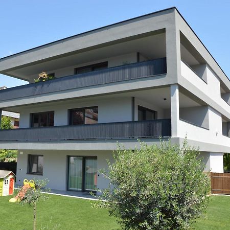 Family Apartment Julia Termeno Luaran gambar