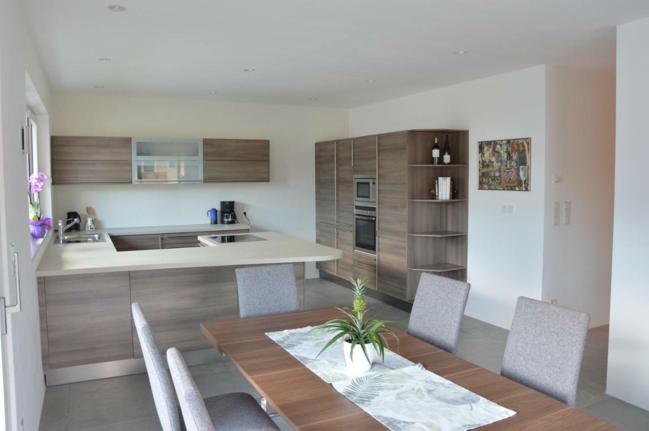 Family Apartment Julia Termeno Luaran gambar